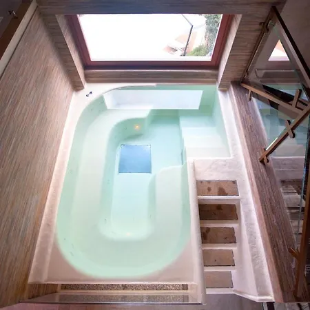 Relais Prato 5*