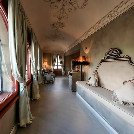 Relais Prato Hotel