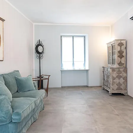 Relais Prato فندق Mombaruzzo