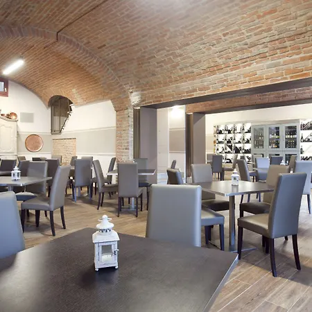 Relais Prato 5* Mombaruzzo