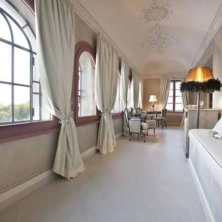 מלון Relais Prato 5*