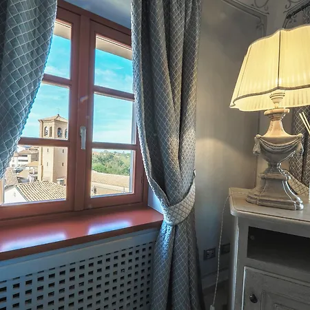 Relais Prato 5*