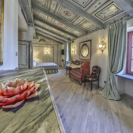 Hotel Relais Prato 5*